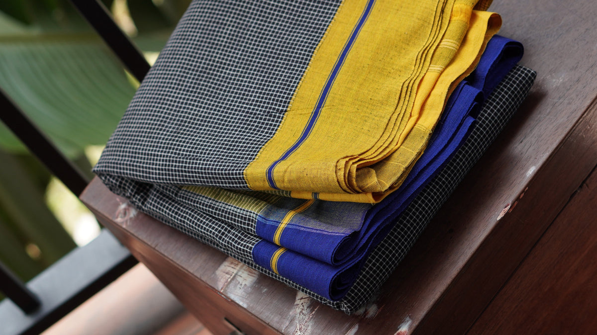 Black Patteda Anchu Handloom Saree with Blue and Yellow Border