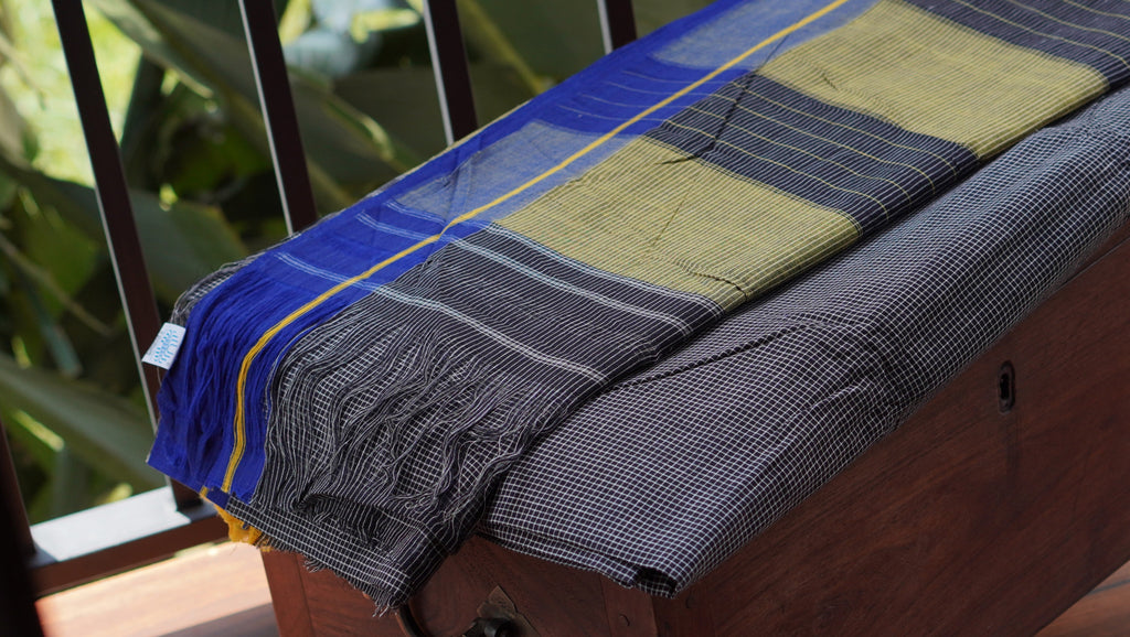 Black Patteda Anchu Handloom Saree with Blue and Yellow Border
