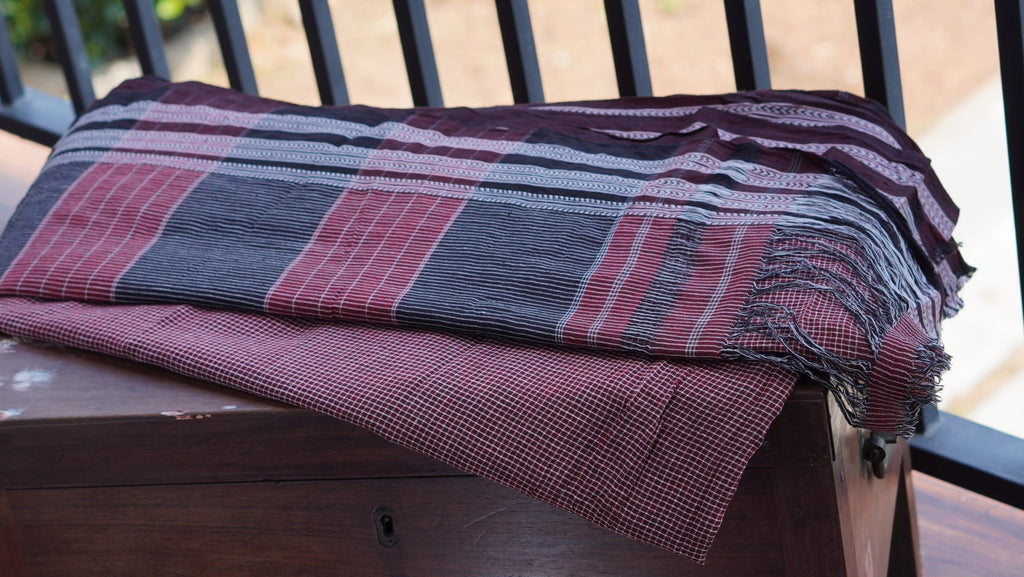 Maroon Patteda Anchu Handloom Saree with Dark Brown Border