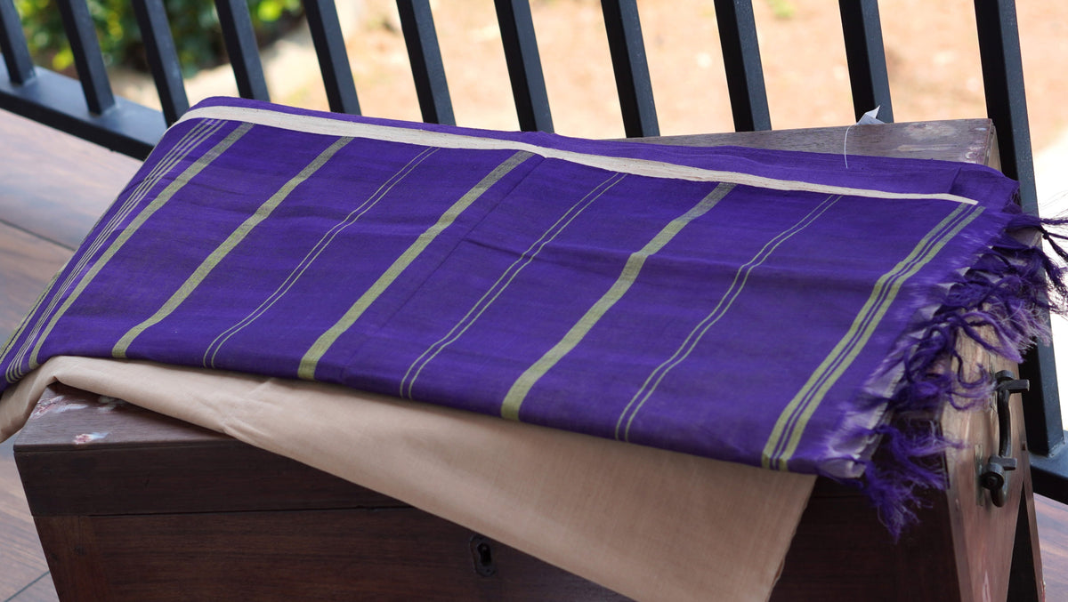 Cream Beige Kasargod Handloom Saree With Purple Border