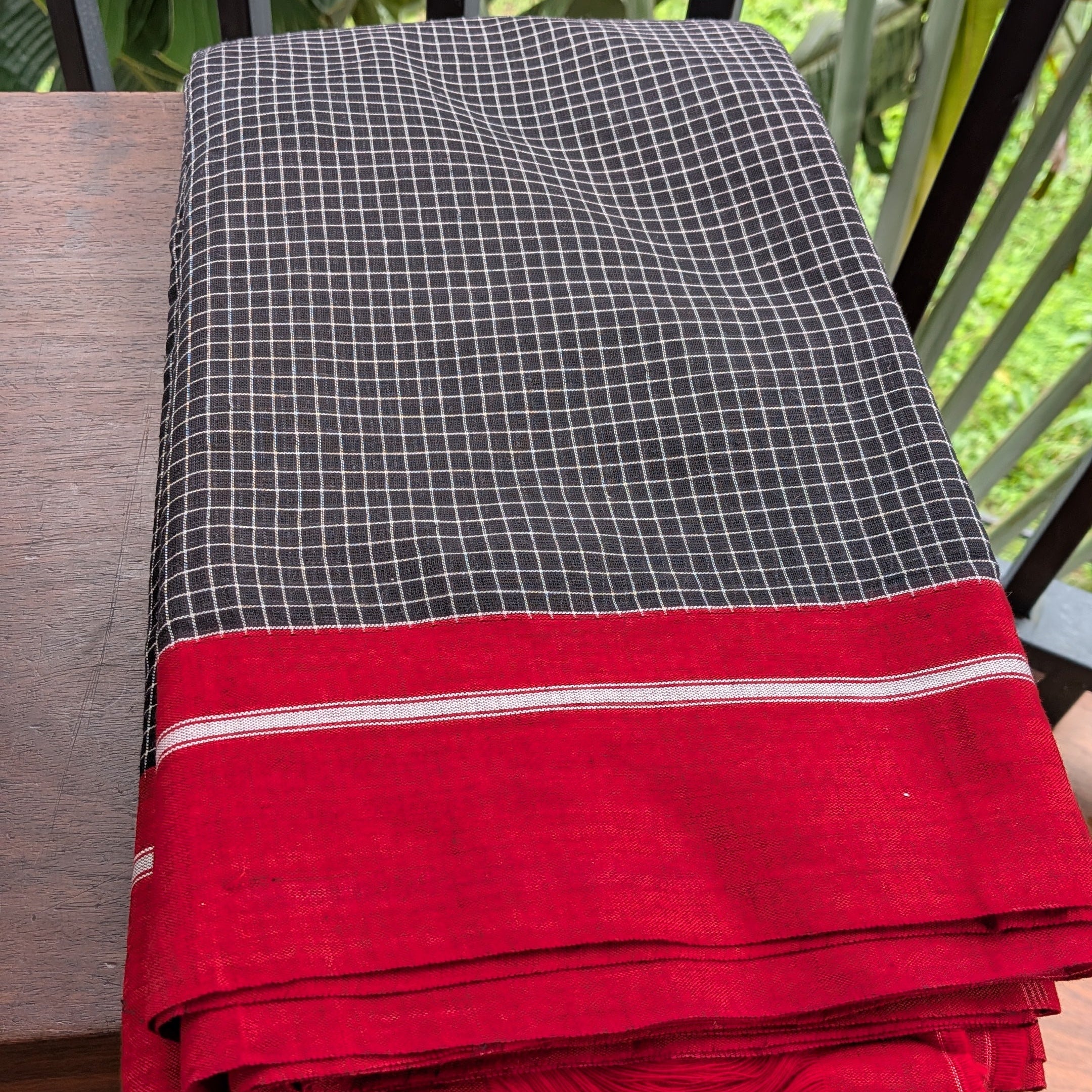 Black Checkered Patteda Anchu Handloom Saree with Dark Red Border