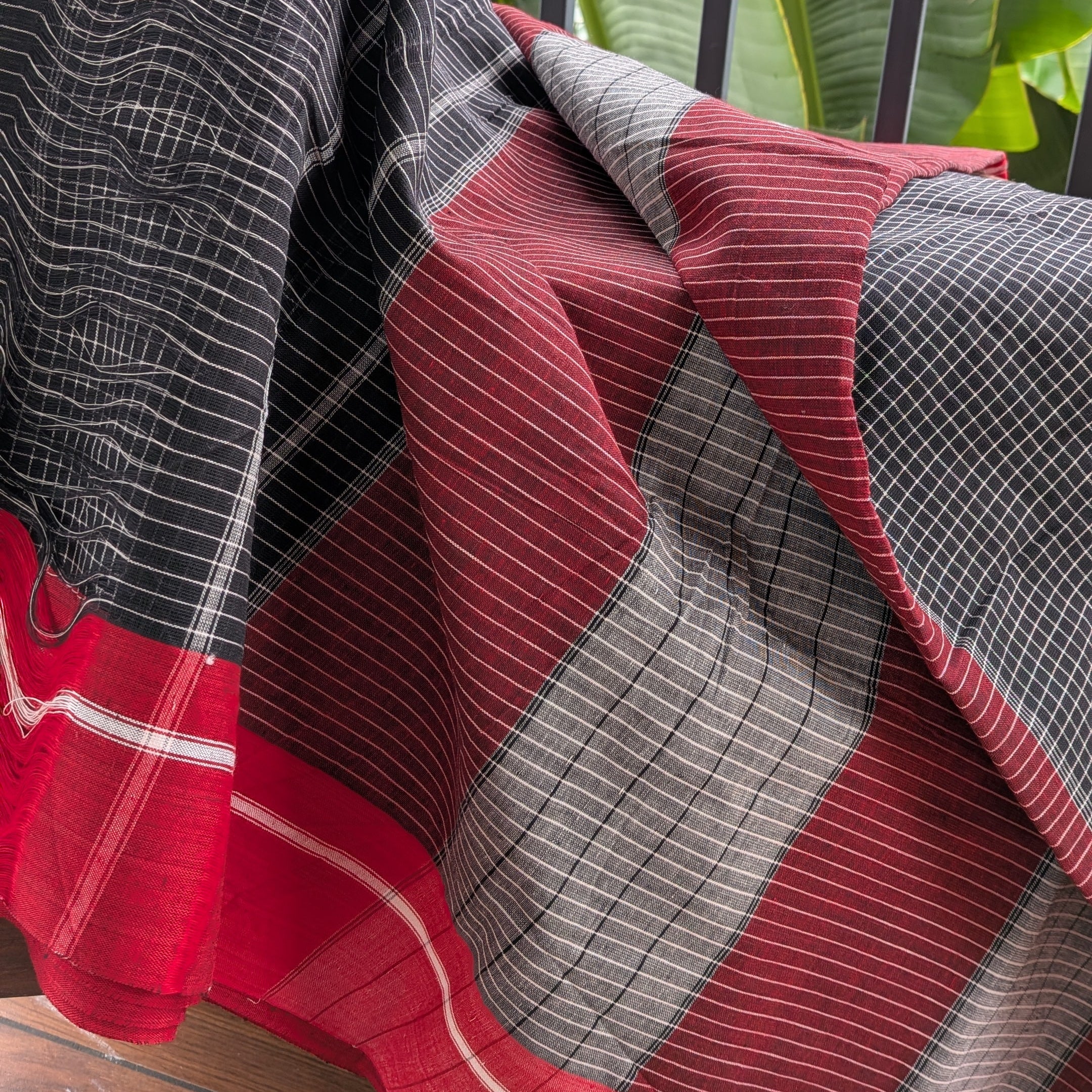 Black Checkered Patteda Anchu Handloom Saree with Dark Red Border