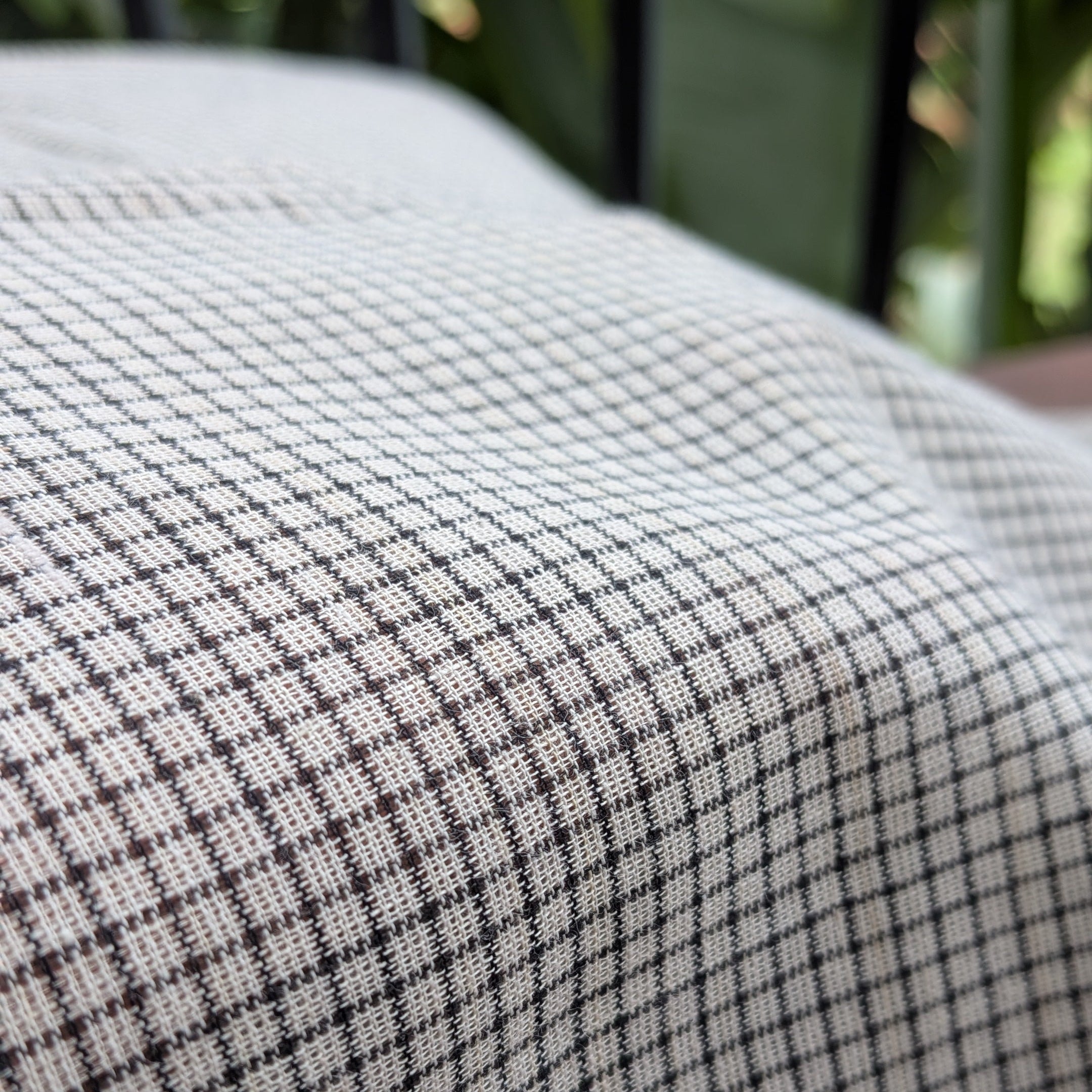 White and Black Checkered Patteda Anchu Handloom Saree with White Border